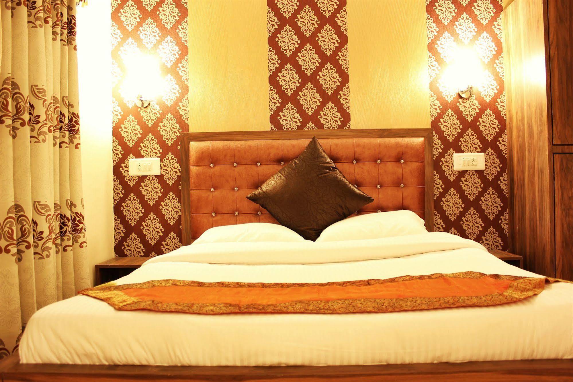 Hotel Walisons Resorts Srīnagar Екстериор снимка