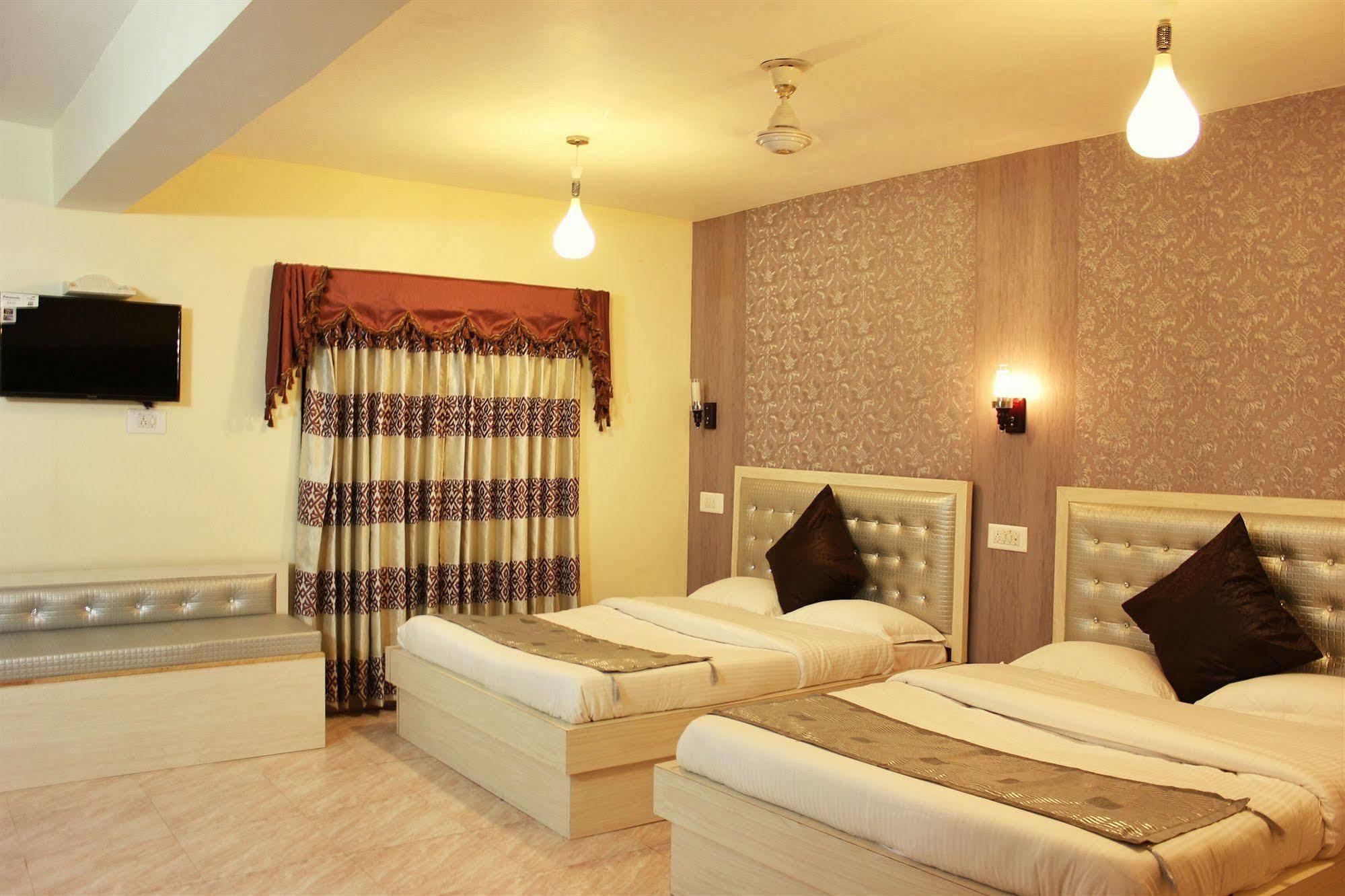 Hotel Walisons Resorts Srīnagar Екстериор снимка